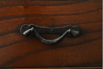 和製ビンテージ　美品　アンティーク調　和の風情をたっぷりと感じられる二段重ね車箪笥(帳場箪笥、和たんす、衣装タンス、収納箪笥、整理箪笥、引き出し、ヴィンテージ、バラ売り可能)(R-082061)