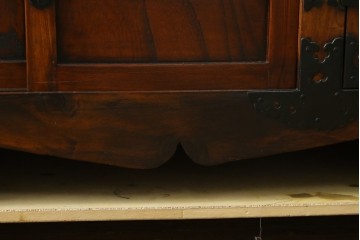 和製ヴィンテージ　美品　アンティーク調　和の風情をたっぷりと感じられる車箪笥　(R-082063)