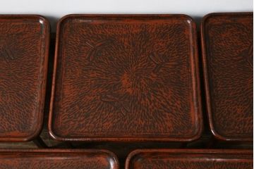 時代物　博古堂　鎌倉彫　蜻蛉の図　高足膳　深みのある風合いが美しいお膳5客セット(御膳、木製、漆器、漆芸、脚付き、共箱付)(R-082064)