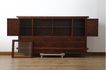中古　美品　力強い杢目が目を引く岩谷堂箪笥サイドボード(収納棚、戸棚、引き出し、食器棚、カップボード、サイドキャビネット)(R-082066)