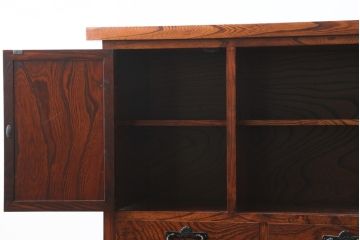 中古　美品　力強い杢目が目を引く岩谷堂箪笥サイドボード(収納棚、戸棚、引き出し、食器棚、カップボード、サイドキャビネット)(R-082066)