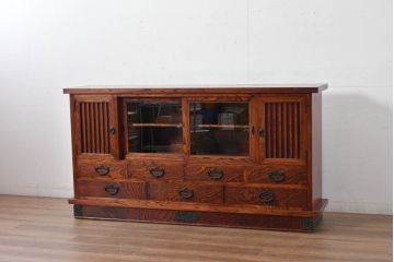 中古　美品　力強い杢目が目を引く岩谷堂箪笥サイドボード(収納棚、戸棚、引き出し、食器棚、カップボード、サイドキャビネット)(R-082066)