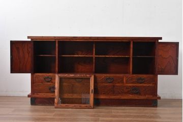 中古　美品　力強い杢目が目を引く岩谷堂箪笥サイドボード(収納棚、戸棚、引き出し、食器棚、カップボード、サイドキャビネット)(R-082066)