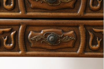 フランスビンテージ　珍品　希少　オーク材　サイドテーブルとしても使える彫刻入りソーイングボックス(針箱、裁縫箱、チェスト、小引き出し、ヴィンテージ)(R-082067)