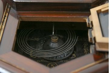 和製アンティーク　レトロな佇まいが味わい深い八角時計(柱時計、掛け時計、古時計、振り子時計)(R-082070)