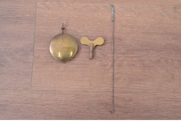 アメリカアンティーク　セス・トーマス(Seth Thomas)　明治大正期　和洋どちらの空間にも合うレトロな佇まいが魅力の八角時計(柱時計、掛け時計、古時計、振り子時計)(R-082074)