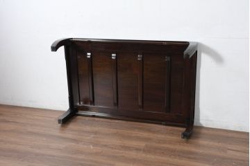 中古　超美品　国産　職人手作り　指物工芸家具　漆塗り　総紫檀(シタン)材　落ち着いた色味と丸みを帯びた脚が上品な座卓(ローテーブル、センターテーブル、リビングテーブル)(定価約70万円)(R-082075)