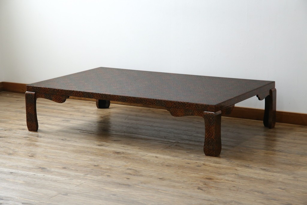 中古　美品　東北　津軽塗り　唐塗り　隅々まで意匠を凝らした上質で美しい漆塗りの座卓　(R-082076)