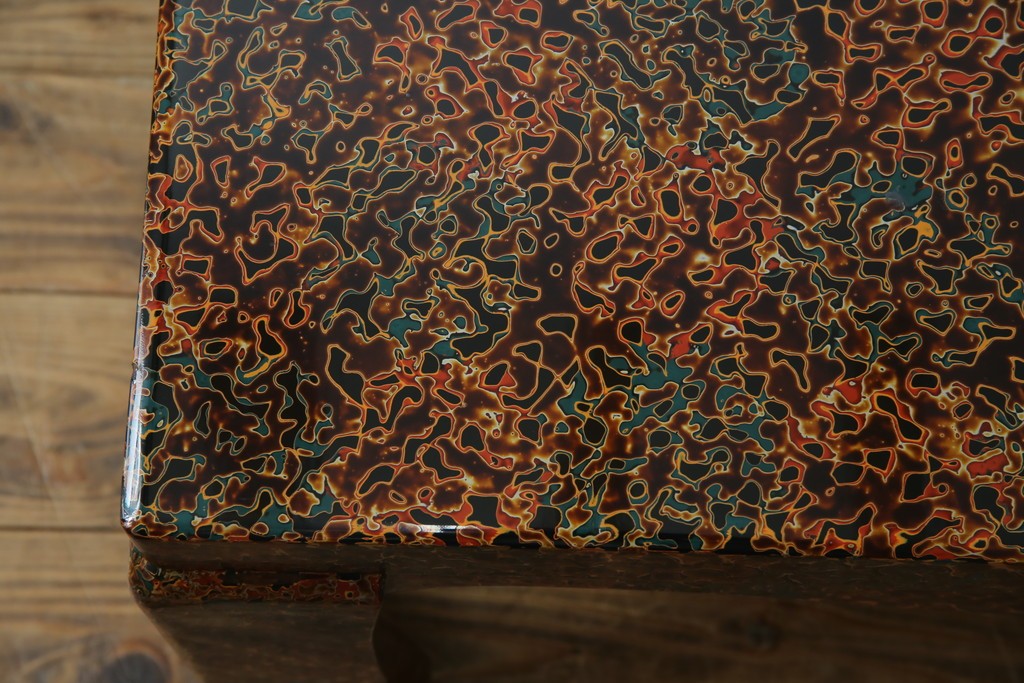 中古　美品　東北　津軽塗り　唐塗り　隅々まで意匠を凝らした上質で美しい漆塗りの座卓　(R-082076)