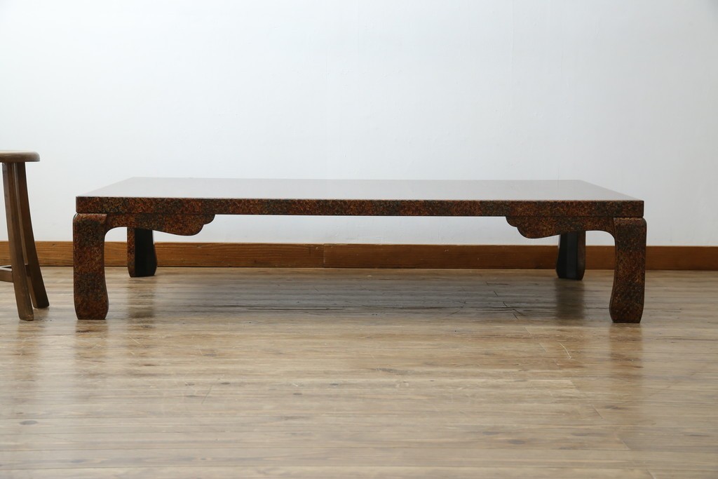 中古　美品　東北　津軽塗り　唐塗り　隅々まで意匠を凝らした上質で美しい漆塗りの座卓　(R-082076)