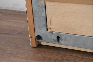 中古　クラシカルな雰囲気を醸し出す特注品の大きな縦型ミラー(壁掛け鏡、ウォールミラー、姿見、店舗什器)(製作費約20万円)(R-082079)