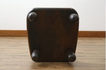 和製ビンテージ　職人手作り品　民芸家具　洗練されたデザインが魅力的な胡坐(あぐら)座椅子(座イス、座いす、ローチェア、板座チェア、ヴィンテージ)(R-082080)