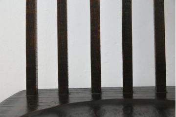 和製ビンテージ　職人手作り品　民芸家具　洗練されたデザインが魅力的な胡坐(あぐら)座椅子(座イス、座いす、ローチェア、板座チェア、ヴィンテージ)(R-082081)