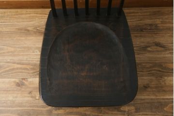 和製ビンテージ　職人手作り品　民芸家具　洗練されたデザインが魅力的な胡坐(あぐら)座椅子(座イス、座いす、ローチェア、板座チェア、ヴィンテージ)(R-082081)