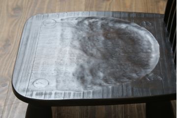 和製ビンテージ　職人手作り品　民芸家具　洗練されたデザインが魅力的な胡坐(あぐら)座椅子(座イス、座いす、ローチェア、板座チェア、ヴィンテージ)(R-082081)
