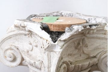 ジャンク品　フランスアンティーク　特大!!　クラシカルな空間を演出する石膏装飾のフレンチピラー2本セット(飾り柱、ディスプレイ、アンティーク柱、ギリシャ柱)(R-082094)