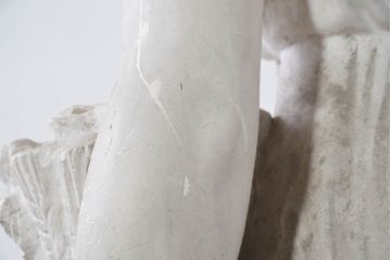 ジャンク品　ヨーロッパアンティーク　ギリシャ?　ローマ?　時を超えて佇む石膏像(オブジェ、店舗什器、ディスプレイ)(R-082096)