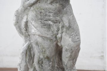フランスアンティーク　微笑みをたたえる天使像(陶器像)　(R-082097)