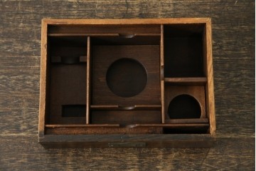 和製アンティーク　希少　上手物　楢(ナラ)材　レトロな雰囲気が素敵な作りの良い薬箱　(R-082099)