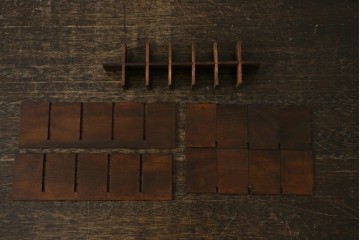 和製アンティーク　希少　上手物　楢(ナラ)材　レトロな雰囲気が素敵な作りの良い薬箱　(R-082099)