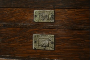 和製アンティーク　希少　上手物　楢(ナラ)材　レトロな雰囲気が素敵な作りの良い薬箱　(R-082099)