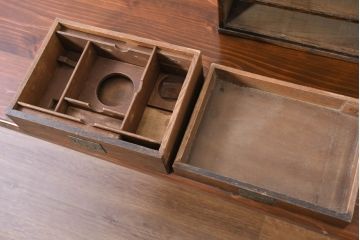 和製アンティーク　希少　上手物　楢(ナラ)材　レトロな雰囲気が素敵な作りの良い薬箱(小引き出し、木箱、小物収納箱)(R-082099)