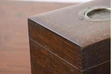 和製アンティーク　希少　上手物　楢(ナラ)材　レトロな雰囲気が素敵な作りの良い薬箱(小引き出し、木箱、小物収納箱)(R-082099)