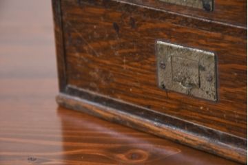 和製アンティーク　希少　上手物　楢(ナラ)材　レトロな雰囲気が素敵な作りの良い薬箱(小引き出し、木箱、小物収納箱)(R-082099)