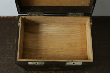 和製アンティーク　希少　上手物　鉄刀木(タガヤサン)　レトロな雰囲気が素敵な作りの良い薬箱　(R-082100)