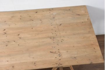 フランスアンティーク　組み立て式　素材そのままの風合いが魅力的な作業台(テーブル、ワークテーブル、展示台、飾り台、店舗什器)(R-082101)