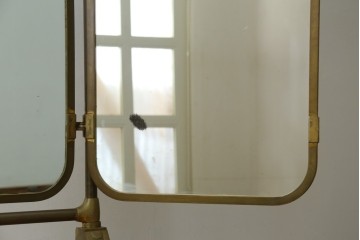 フランスアンティーク　最高級!!　真鍮(しんちゅう)フレームがおしゃれな等身サイズの三面鏡　(R-082103)