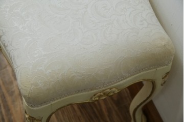 イタリアビンテージ　ハンドペイント　ロココ調　キドニーデザイン　空間に柔らかな印象を与えるドレッサーとスツールのセット(化粧台、鏡台、ミラー、イス、椅子、ヴィンテージ)(R-082106)