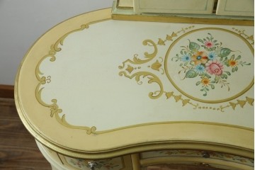 イタリアビンテージ　ハンドペイント　ロココ調　キドニーデザイン　空間に柔らかな印象を与えるドレッサーとスツールのセット(化粧台、鏡台、ミラー、イス、椅子、ヴィンテージ)(R-082106)