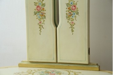 イタリアビンテージ　ハンドペイント　ロココ調　キドニーデザイン　空間に柔らかな印象を与えるドレッサーとスツールのセット(化粧台、鏡台、ミラー、イス、椅子、ヴィンテージ)(R-082106)