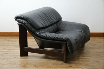 中古　美品　国産職人手作り　アサヒ木工　本革(一部合皮)　安らぎの空間を演出する1人掛けソファ(アームチェア、1Pソファ、一人掛け、レザー)(定価約13万円)(R-082109)