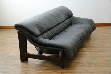 中古　美品　国産職人手作り　アサヒ木工　本革(一部合皮)　安らぎの空間を演出する3人掛けソファ(トリプルソファ、3Pソファ、三人掛け、レザー)(定価約25万円)(R-082110)