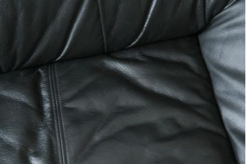 中古　美品　国産職人手作り　アサヒ木工　本革(一部合皮)　安らぎの空間を演出する3人掛けソファ(トリプルソファ、3Pソファ、三人掛け、レザー)(定価約25万円)(R-082110)