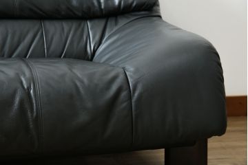 中古　美品　国産職人手作り　アサヒ木工　本革(一部合皮)　安らぎの空間を演出する3人掛けソファ(トリプルソファ、3Pソファ、三人掛け、レザー)(定価約25万円)(R-082110)