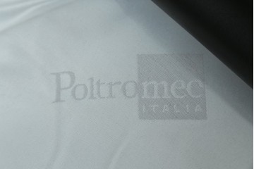 中古　美品　イタリア　IDC大塚家具取り扱い　Poltromec(ポルトロメック)　ジェミニシリーズ　本革(レザー)　洗練されたデザインのモダンでスタイリッシュな2.5人掛けソファ　定価約80万円　(R-082113)