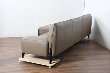 中古　超美品　使用感ほぼなし　IDC大塚家具取り扱い　FaBBRica(ファブリカ)　ゆったりとくつろげるL字型3Pカウチソファ(三人掛け、3Pソファ、トリプルソファ、コーナーソファ)(定価約55万円)(R-082115)