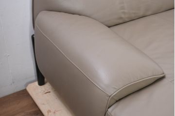 中古　超美品　使用感ほぼなし　IDC大塚家具取り扱い　FaBBRica(ファブリカ)　ゆったりとくつろげるL字型3Pカウチソファ(三人掛け、3Pソファ、トリプルソファ、コーナーソファ)(定価約55万円)(R-082115)