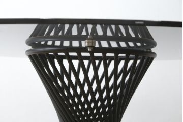 中古　美品　イタリア　calligaris(カリガリス)　VORTEX(ヴォルテックス)　強化ガラス天板　螺旋状のベースがエレガントなラウンドテーブル(丸テーブル、2人掛けダイニングテーブル、4人掛けダイニングテーブル、食卓)(定価約23万円)(R-082116)