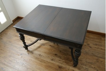 フランスアンティーク　上手物　高級品!!　上品で凝ったデザインが魅力的なダイニングテーブル　(R-082118)