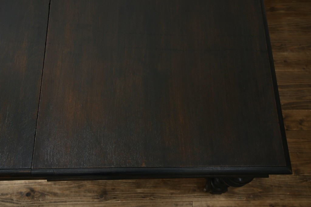 フランスアンティーク　上手物　高級品!!　上品で凝ったデザインが魅力的なダイニングテーブル　(R-082118)