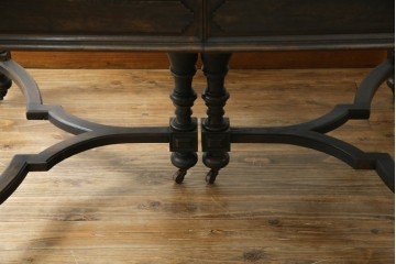 フランスアンティーク　上手物　高級品!!　上品で凝ったデザインが魅力的なダイニングテーブル　(R-082118)