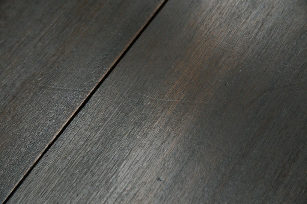 フランスアンティーク　上手物　高級品!!　上品で凝ったデザインが魅力的なダイニングテーブル　(R-082118)