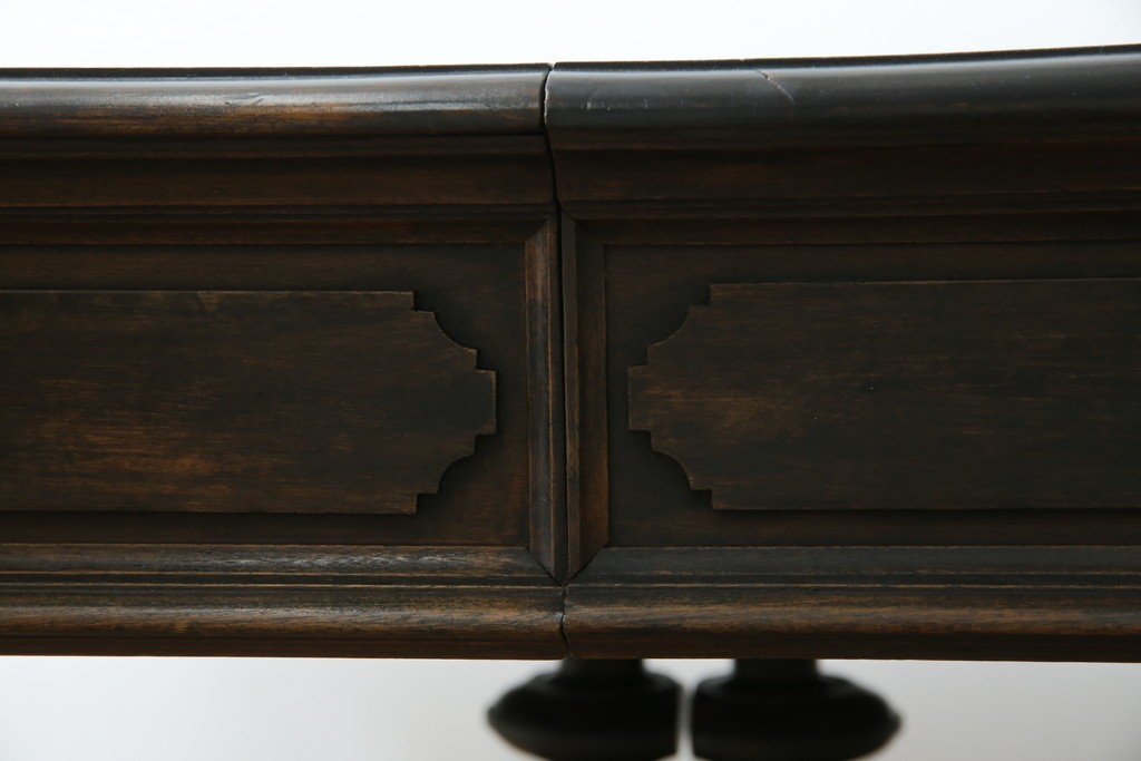 フランスアンティーク　上手物　高級品!!　上品で凝ったデザインが魅力的なダイニングテーブル　(R-082118)