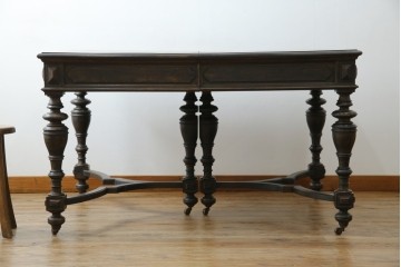 フランスアンティーク　上手物　高級品!!　上品で凝ったデザインが魅力的なダイニングテーブル　(R-082118)