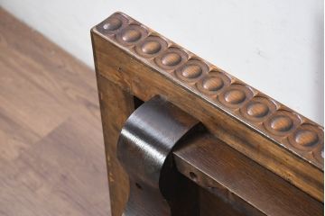 イギリスアンティーク　オーク材　天板のデザインとバルボスレッグが目を引くコーヒーテーブル(ローテーブル、センターテーブル、リビングテーブル、英国)(R-082120)