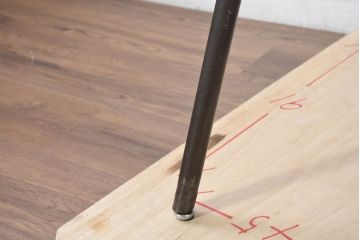 中古　Journal Standard Furniture(ジャーナルスタンダードファニチャー)　インダストリアルデザインがおしゃれなSens(サンク)ダイニングテーブル(4人掛け、食卓、作業台)(定価約91000円)(R-082123)
